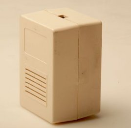 <p>CAJA FUENTE 90 MARFIL LISA</p>