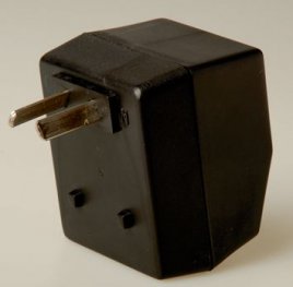 <p>CAJA NEGRA CON TERMINALES 25</p>