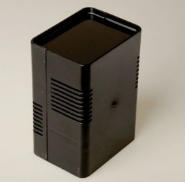 <p>CAJAS J2 NEGRA  (OPCIONAL FRENTE ACRILICO ROJO TRANSLUCIDO)</p>