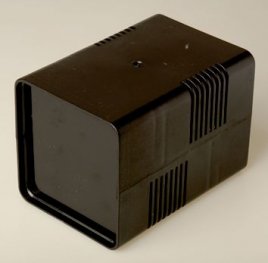 <p>CAJA J3 NEGRA  (OPCIONAL FRENTE ACRILICO ROJO TRANSLUCIDO)</p>